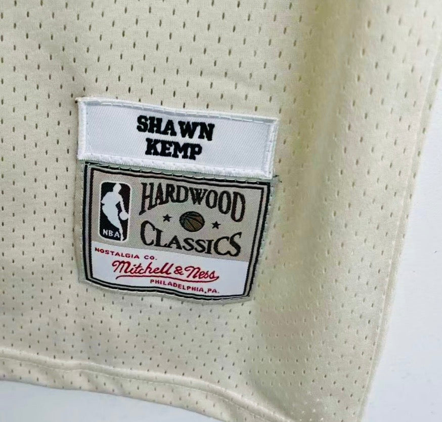 Shawn Kemp Seattle SuperSonics Official NBA Mitchell & Ness product image 3