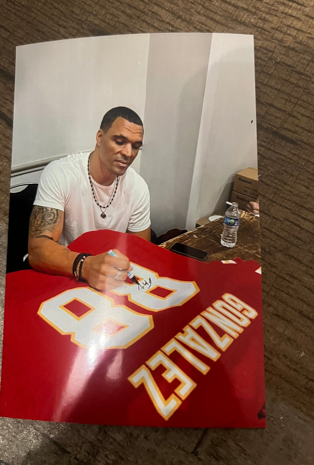 Tony Gonzalez autographed Kansas City Chiefs jersey COA & product image 3